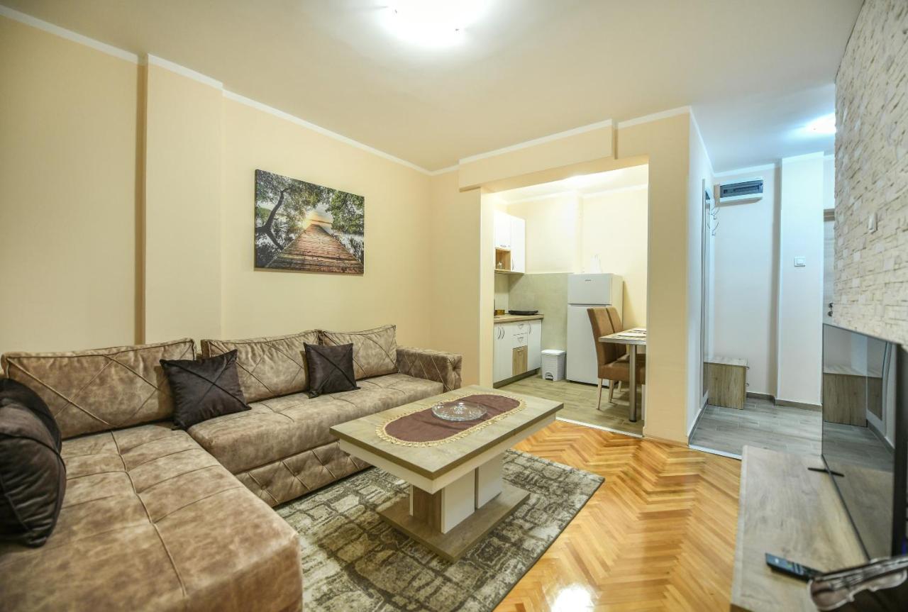 Apartman Centar 2 포드고리차 외부 사진